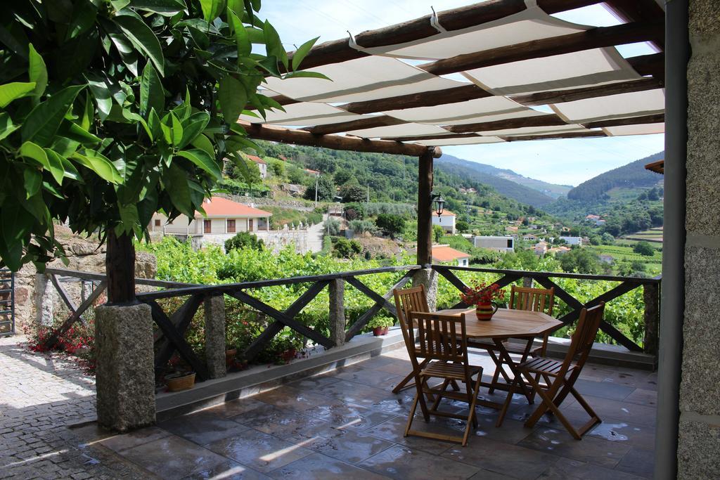 Casa Do Escoivo Gasthof Loivos da Ribeira